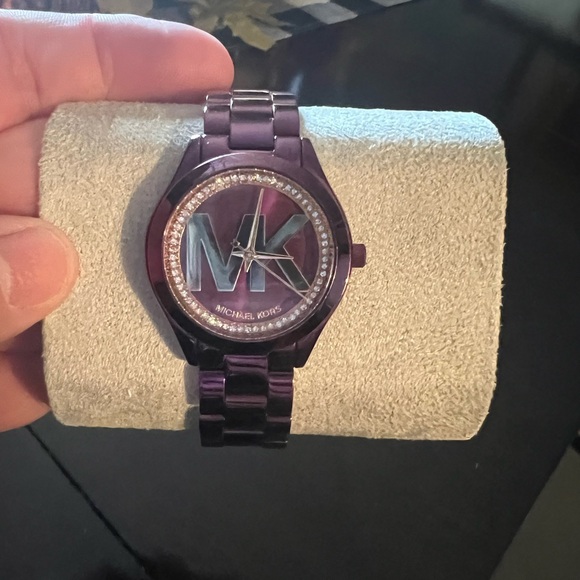 Michael Kors Metallic Purple Women's Watch - Picture 1 of 3